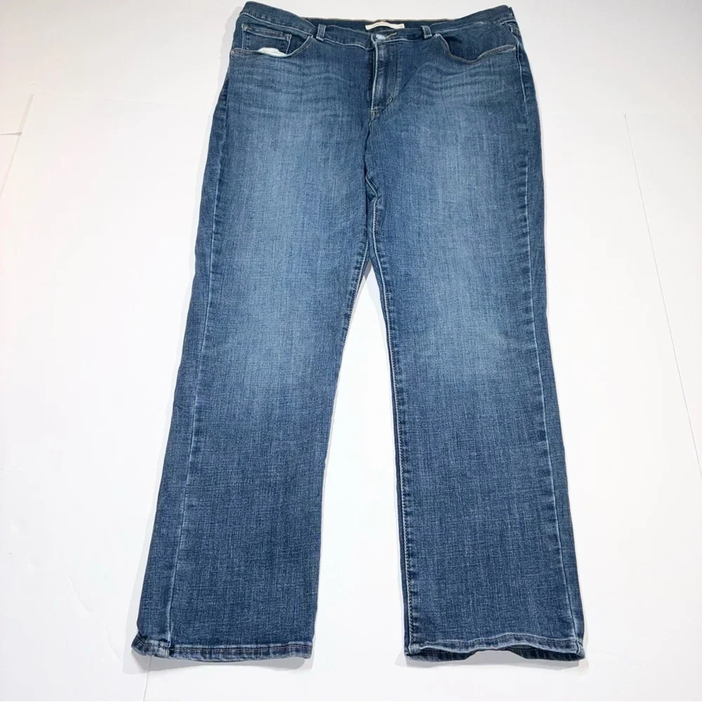 Levi’s Jeans Womens Size 16 Blue Denim Classic Straight Mid Rise Stretch